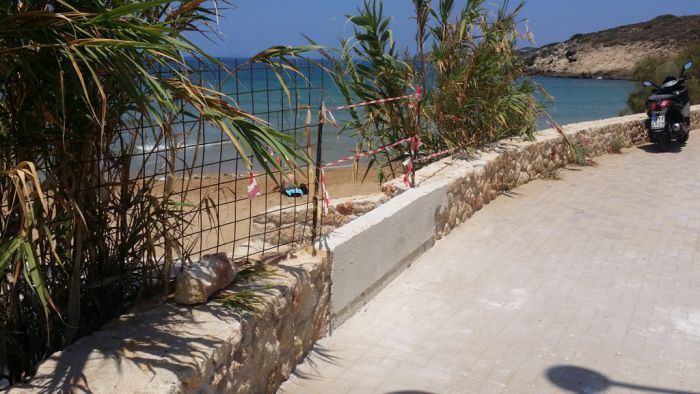 Την παραλία του Καλαθά καθάρισε η Τεχνική Υπηρεσία του Δήμου Χανίων