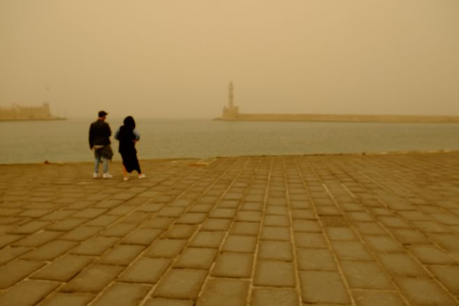Οδηγίες για την αφρικανική σκόνη που θα εμφανιστεί στην Κρήτη το Σαββατοκύριακο