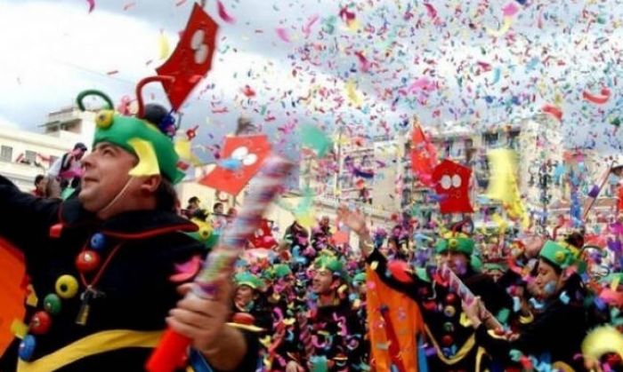 Ακυρώνονται τα καρναβάλια σε όλη τη χώρα λόγω κορονοϊού