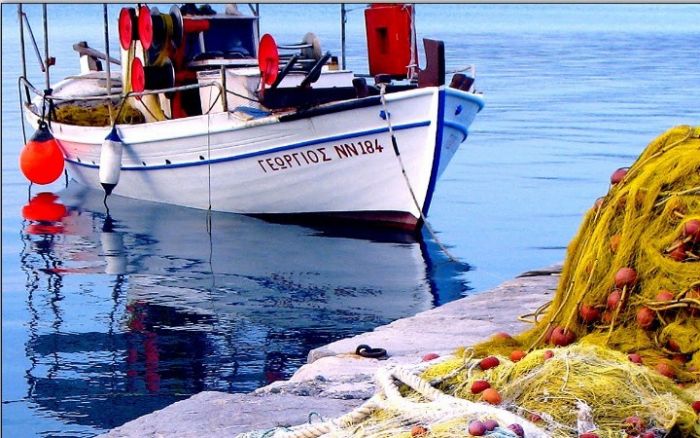 Υπενθύμιση προθεσμιών για τις άδειες αλιείας μεγάλων πελαγικών