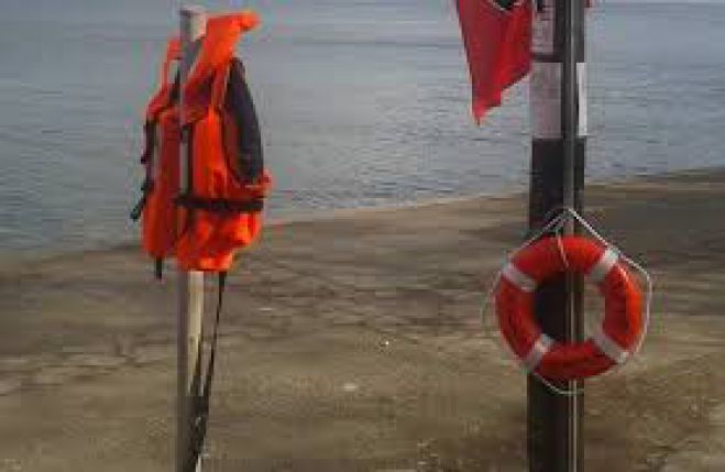 Ναυαγοσώστες σε παραλίες από την 1η Ιουνίου Επισημάνσεις στο χθεσινό Δημοτικό Συμβούλιο Χανίων