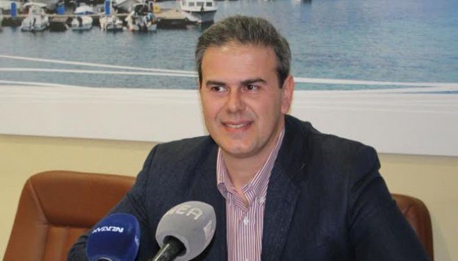 &Pi;&alpha;&rho;&alpha;&iota;&tau;ή&theta;&eta;&kappa;&epsilon; &omicron; &Gamma;. &Gamma;. &tau;&omicron;&upsilon; &delta;ή&mu;&omicron;&upsilon; &Chi;&alpha;&nu;ί&omega;&nu;, &Delta;&eta;&mu;ή&tau;&rho;&eta;&sigmaf; &Phi;&rho;&alpha;&gamma;&kappa;ά&kappa;&eta;&sigmaf;