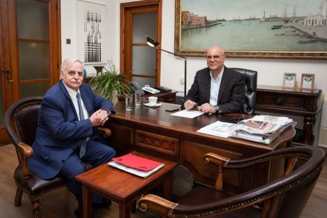 &Epsilon;&pi;ί&sigma;&kappa;&epsilon;&psi;&eta; &Epsilon;&upsilon;&tau;ύ&chi;&eta; &Delta;&alpha;&mu;&iota;&alpha;&nu;ά&kappa;&eta; &sigma;&tau;&omicron;&nu; &Delta;ή&mu;&alpha;&rho;&chi;&omicron; &Chi;&alpha;&nu;ί&omega;&nu;