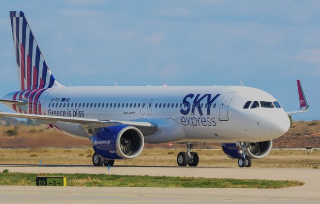 Με πτήσεις εσωτερικού από €9.90 ξεκινά η Black Friday στη SKY express!