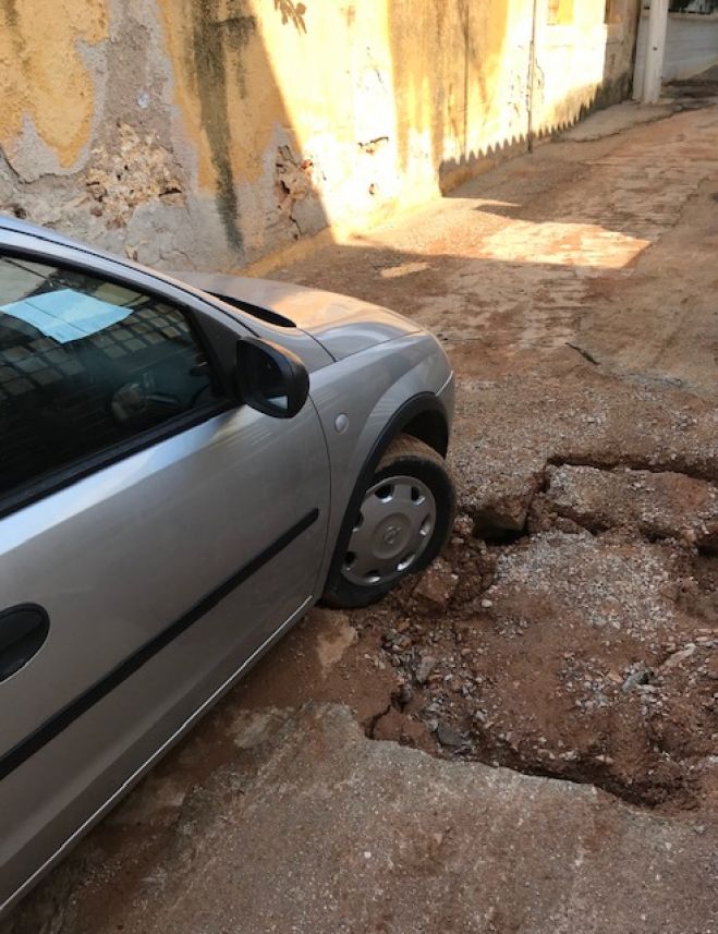 &Alpha;&pi;&omicron;&zeta;&eta;&mu;&iota;ώ&nu;&omicron;&upsilon;&nu; &iota;&delta;&iota;&omicron;&kappa;&tau;ή&tau;&eta; &Iota;&Chi; &pi;&omicron;&upsilon; &tau;&omicron; &laquo; &pi;&lambda;ά&kappa;&omega;&sigma;&alpha;&nu;&raquo;  &chi;ώ&mu;&alpha;&tau;&alpha;.