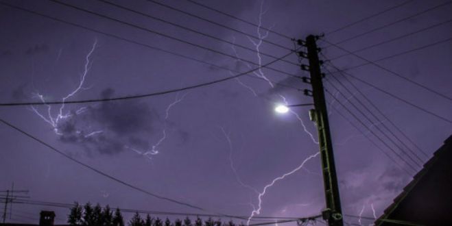 &Delta;&iota;&alpha;&kappa;&omicron;&pi;ή &rho;&epsilon;ύ&mu;&alpha;&tau;&omicron;&sigmaf; &sigma;&tau;&omicron;&nu; &Gamma;&alpha;&lambda;&alpha;&tau;ά