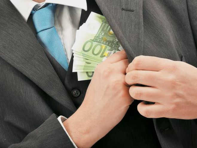 Επιτήδειοι εκμεταλλεύονται επαγγελματίες με πλαστές αποδείξεις πληρωμής