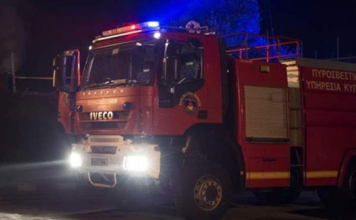 Στις φλόγες σταθμευμένα οχήματα, στο Γάζι