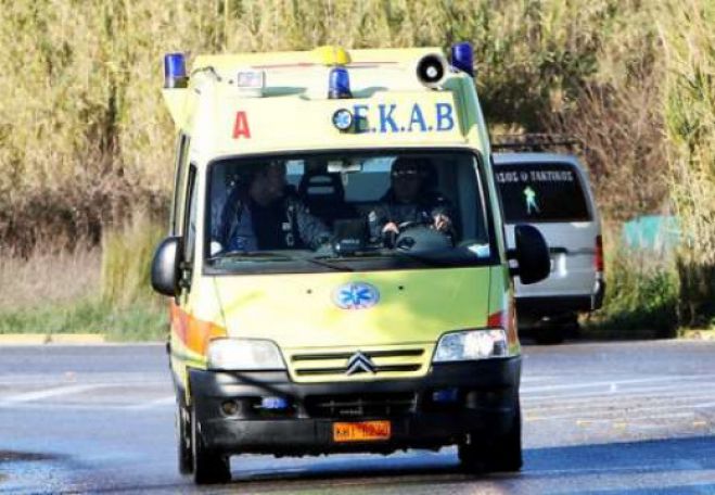 Βρέθηκε νεκρός στην άκρη του δρόμου