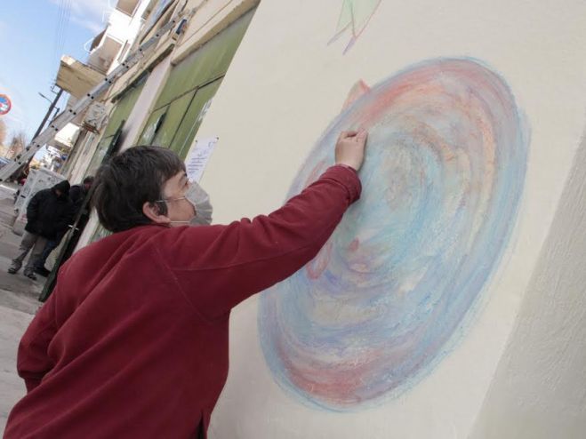 &laquo;&Sigma;&tau;&omicron;&lambda;ί&zeta;&omicron;&nu;&tau;&alpha;&sigmaf; &tau;&eta;&nu; &pi;ό&lambda;&eta;&raquo;