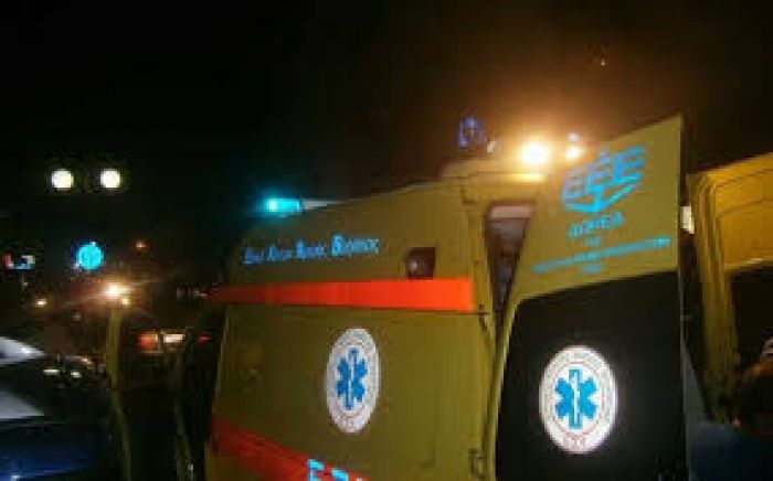 Μηχανάκι καρφώθηκε σε φορτηγό στο Ρέθυμνο