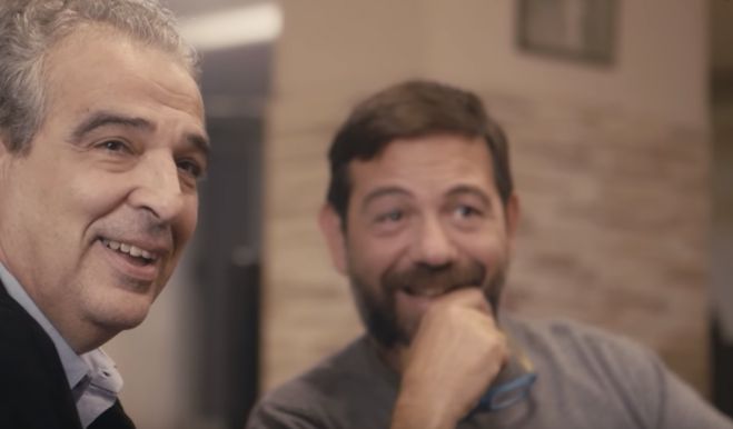 &Omicron; &gamma;&iota;&alpha;&tau;&rho;ό&sigmaf; &Nu;&tau;ί&nu;&omicron;&sigmaf; &Mu;&epsilon;&rho;&kappa;&omicron;ύ&rho;&eta;&sigmaf; &pi;&omicron;&upsilon; &epsilon;&xi;&epsilon;&tau;ά&zeta;&epsilon;&iota; &epsilon;&delta;ώ &kappa;&alpha;&iota; έ&xi;&iota; &chi;&rho;ό&nu;&iota;&alpha; &delta;&omega;&rho;&epsilon;ά&nu; &tau;&omicron;&upsilon;&sigmaf; &kappa;&alpha;&tau;&omicron;ί&kappa;&omicron;&upsilon;&sigmaf; &tau;&omega;&nu; &Alpha;&nu;&omega;&gamma;&epsilon;ί&omega;&nu;