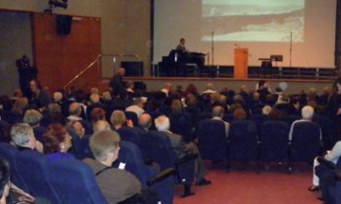Μάχη της Κρήτης:Κατάμεστο το Πνευματικό Κέντρο Χανίων