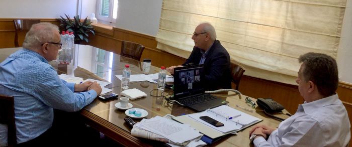 &Tau;&eta;&lambda;&epsilon;&delta;&iota;ά&sigma;&kappa;&epsilon;&psi;&eta; &gamma;&iota;ά &tau;&eta;&nu; &upsilon;&gamma;&epsilon;ί&alpha; &Pi;&epsilon;&rho;&iota;&phi;&epsilon;&rho;&epsilon;&iota;ά&rho;&chi;&eta; &mu;&epsilon; &tau;&omicron;&upsilon;&sigmaf; &epsilon;&pi;&iota;&kappa;&epsilon;&phi;&alpha;&lambda;ή&sigmaf; &tau;&omega;&nu; &Pi;&epsilon;&rho;&iota;&phi;&epsilon;&rho;&epsilon;&iota;&alpha;&kappa;ώ&nu; &pi;&alpha;&rho;&alpha;&tau;ά&xi;&epsilon;&omega;&nu;