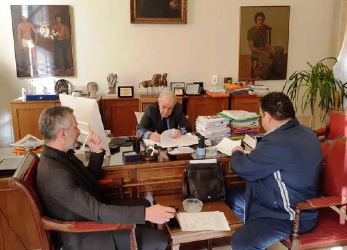 Υπεγράφη η σύμβαση για την συντήρηση των Ενετικών Τειχών