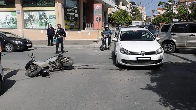 Τροχαίο με τραυματισμό γυναίκας στα Χανιά