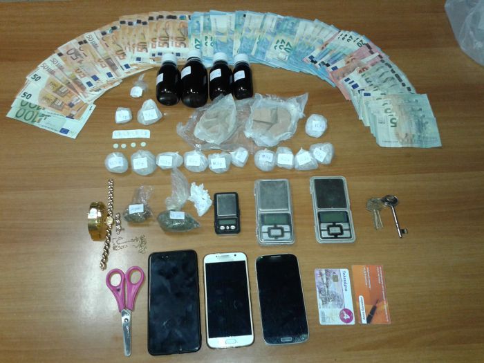 Έκαναν μπίζνες με ηρωίνη σε μορφή βράχου
