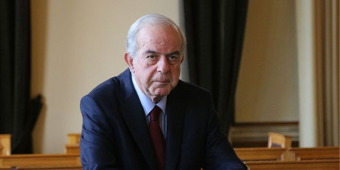 Μήνυμα του Βασίλη Λαμπρινού για τα Χριστούγεννα
