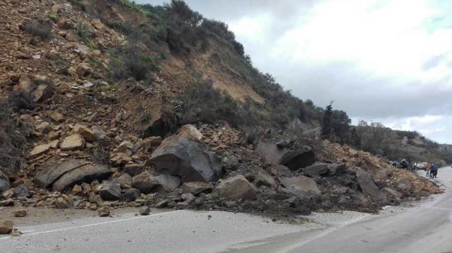 &Kappa;&lambda;&epsilon;&iota;&sigma;&tau;ή &pi;&alpha;&rho;&alpha;&mu;έ&nu;&epsilon;&iota; &eta; &Epsilon;&theta;&nu;&iota;&kappa;ή &Omicron;&delta;ό&sigmaf; &Chi;&alpha;&nu;ί&omega;&nu; &Kappa;&iota;&sigma;&sigma;ά&mu;&omicron;&upsilon; &mu;&epsilon;&tau;ά &tau;&eta;&nu; &kappa;&alpha;&tau;&omicron;&lambda;ί&sigma;&theta;&eta;&sigma;&eta;