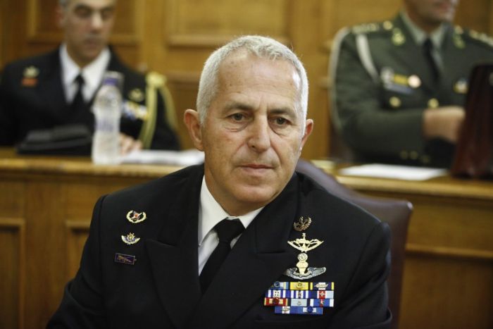 Νέος υπουργός Άμυνας ο Ναύαρχος Ευάγγελος Αποστολάκης