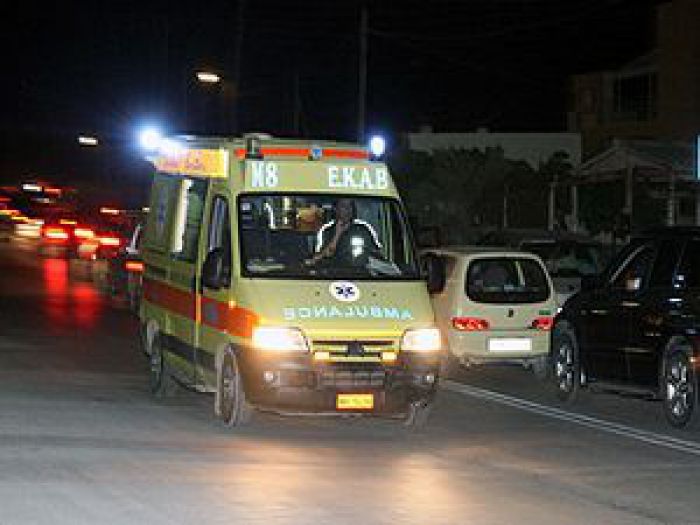 Τροχαίο ατύχημα με εγκλωβισμό γυναίκας στο Ηράκλειο