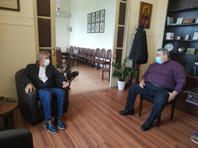 &Sigma;&upsilon;&nu;ά&nu;&tau;&eta;&sigma;&eta; &Kappa;&alpha;&lambda;&omicron;&gamma;&epsilon;&rho;ή - &Pi;&alpha;&pi;&alpha;&delta;&omicron;&gamma;&iota;ά&nu;&eta;