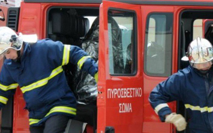 Αναστάτωση από φωτιά σε σιλό με πριονίδι στα Μυλωνιανά Βαρυπέτρου
