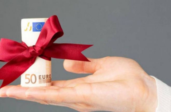 &Delta;ώ&rho;&omicron; &Pi;ά&sigma;&chi;&alpha;: &Alpha;&nu;&alpha;&lambda;&upsilon;&tau;&iota;&kappa;ά &pi;ό&tau;&epsilon;, &pi;ώ&sigmaf; &kappa;&alpha;&iota; &sigma;&epsilon; &pi;&omicron;&iota;&omicron;&upsilon;&sigmaf; &theta;&alpha; &delta;&omicron;&theta;&epsilon;ί