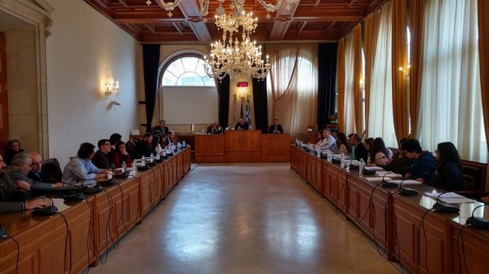 Συνεδριάζει το Δημοτικό Συμβούλιο Ηρακλείου
