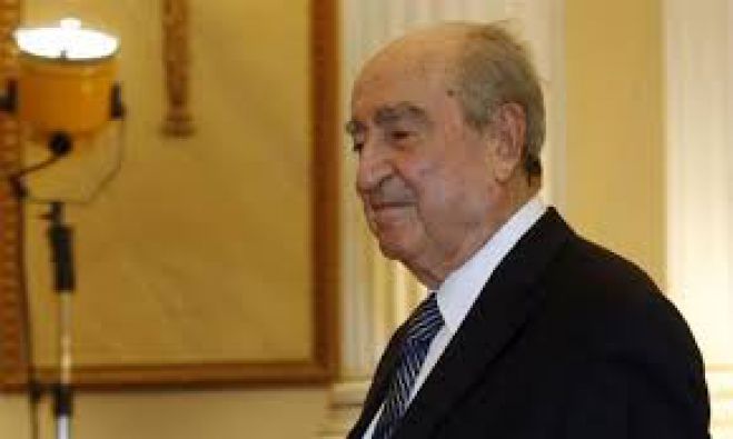 Με τιμές εν ενεργεία πρωθυπουργού η κηδεία Μητσοτάκη