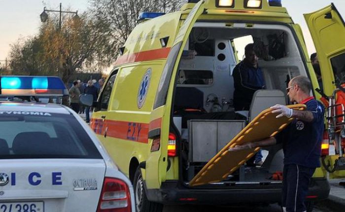 Αυτοκίνητο παρέσυρε πεζό