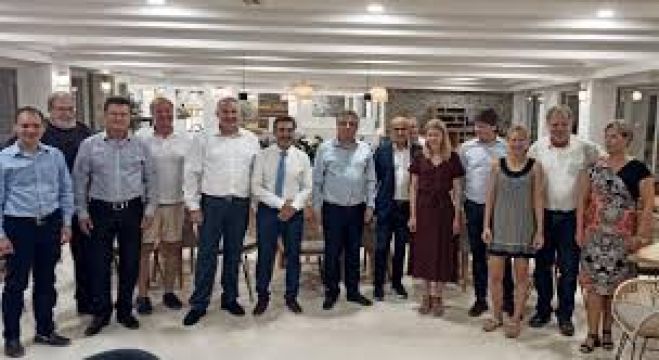 &Pi;&rho;&omicron;&beta;&omicron;&lambda;ή &tau;&eta;&sigmaf; &Kappa;&rho;ή&tau;&eta;&sigmaf; &pi;&alpha;&rho;&omicron;&upsilon;&sigma;ί&alpha; &tau;&omicron;&upsilon; &Pi;&epsilon;&rho;&iota;&phi;&epsilon;&rho;&epsilon;&iota;ά&rho;&chi;&eta; &sigma;&epsilon; 150  &Gamma;&epsilon;&rho;&mu;&alpha;&nu;&omicron;ύ&sigmaf; &pi;&rho;ά&kappa;&tau;&omicron;&rho;&epsilon;&sigmaf; &kappa;&alpha;&iota; &delta;&eta;&mu;&omicron;&sigma;&iota;&omicron;&gamma;&rho;ά&phi;&omicron;&upsilon;&sigmaf;