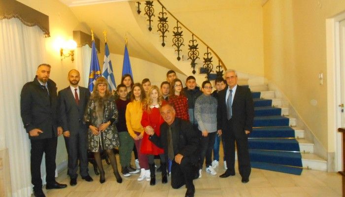 Ο Πρόεδρος της Δημοκρατίας τίμησε το σύλλογο αρωγής θυμάτων τροχαίων ατυχημάτων