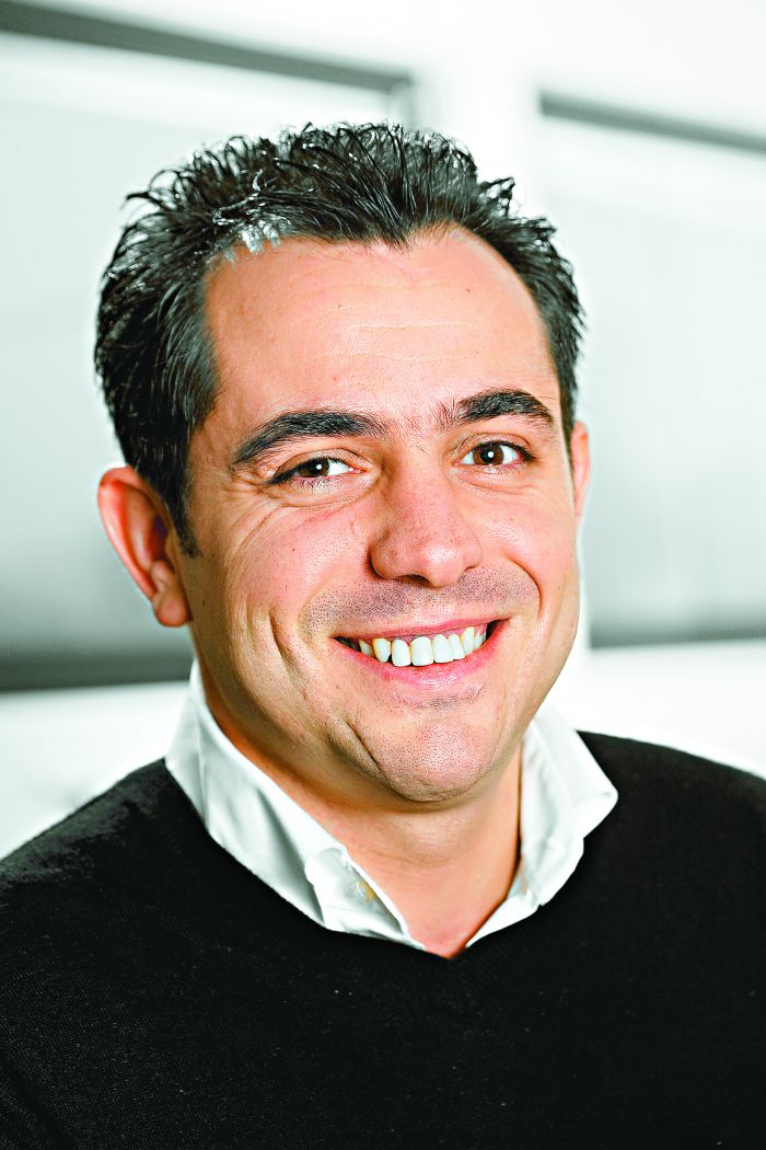 &Omicron; &Kappa;&rho;&eta;&tau;&iota;&kappa;ό&sigmaf; &epsilon;&pi;ί&kappa;&omicron;&upsilon;&rho;&omicron;&sigmaf; &kappa;&alpha;&theta;&eta;&gamma;&eta;&tau;ή&sigmaf; &Nu;ί&kappa;&omicron;&sigmaf; &Chi;&alpha;&tau;&zeta;ά&kappa;&eta;&sigmaf; &pi;&omicron;&upsilon; &xi;&alpha;&nu;&alpha;&gamma;&rho;ά&phi;&epsilon;&iota; &tau;&omicron; DNA