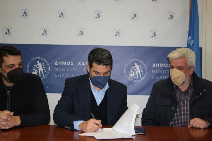 Νέα έργα αναπλάσεων και βελτίωσης προσβασιμότητας από τον Δήμο Χανίων