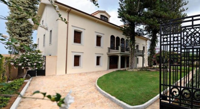 &Kappa;&omicron;&pi;ή &pi;ί&tau;&alpha;&sigmaf; &tau;&omicron;&upsilon; &Sigma;&upsilon;&lambda;&lambda;ό&gamma;&omicron;&upsilon; &Phi;ί&lambda;&omicron;&iota; &tau;&omicron;&upsilon; &Epsilon;&theta;&nu;&iota;&kappa;&omicron;ύ &Iota;&delta;&rho;ύ&mu;&alpha;&tau;&omicron;&sigmaf; "&Epsilon;&lambda;&epsilon;&upsilon;&theta;έ&rho;&iota;&omicron;&sigmaf; &Kappa;. &Beta;&epsilon;&nu;&iota;&zeta;έ&lambda;&omicron;&sigmaf;"