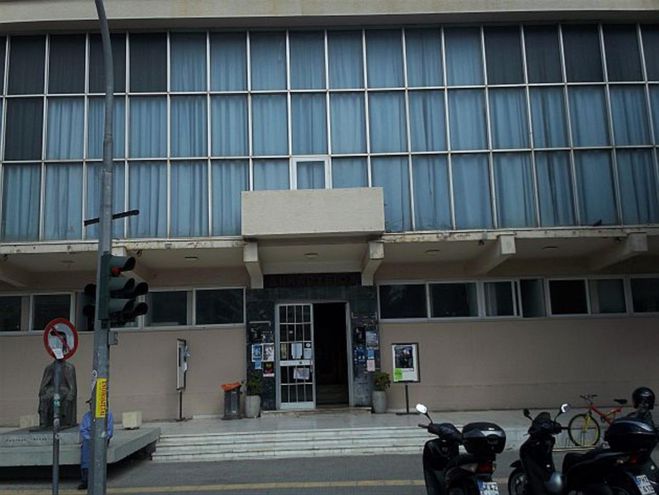 &Eta;&mu;&epsilon;&rho;ί&delta;&alpha; &laquo;&Pi;&omicron;&lambda;&iota;&tau;&iota;&kappa;ή &Pi;&rho;&omicron;&sigma;&tau;&alpha;&sigma;ί&alpha;, &Kappa;&omicron;&iota;&nu;&omega;&nu;ί&alpha; &kappa;&alpha;&iota; &Epsilon;&theta;&epsilon;&lambda;&omicron;&nu;&tau;&iota;&sigma;&mu;ό&sigmaf;&raquo;