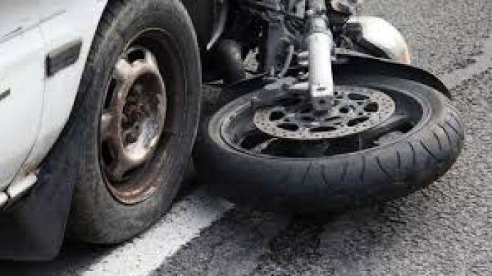 Σοβαρό τροχαίο έξω από το σχολικό συγκρότημα της Αμπεριάς