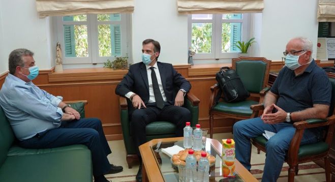 &Sigma;&upsilon;&nu;ά&nu;&tau;&eta;&sigma;&eta; &Pi;&epsilon;&rho;&iota;&phi;&epsilon;&rho;&epsilon;&iota;ά&rho;&chi;&eta; &Kappa;&rho;ή&tau;&eta;&sigmaf; &mu;&epsilon; &tau;&omicron;&nu; &Pi;&rho;ό&epsilon;&delta;&rho;&omicron; &tau;&omicron;&upsilon; &Epsilon;&Omicron;&Delta;&Upsilon;