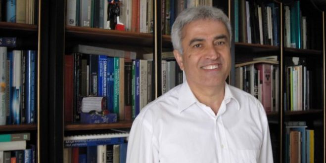 &Upsilon;&pi;&omicron;&psi;ή&phi;&iota;&omicron;&sigmaf; &mu;&epsilon; &tau;&omicron; &Mu;έ&Rho;&Alpha;25 &sigma;&tau;&alpha; &Chi;&alpha;&nu;&iota;ά &omicron; &pi;&rho;ώ&eta;&nu; &pi;&rho;ύ&tau;&alpha;&nu;&eta;&sigmaf; &Gamma;. &Phi;ί&lambda;&eta;&sigmaf;