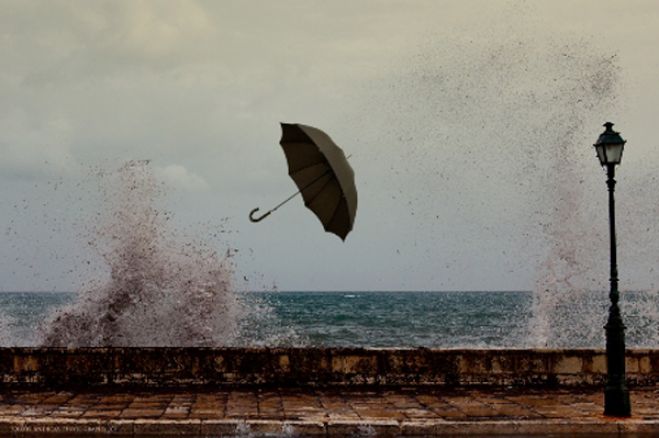 &Omicron; &kappa;&alpha;&iota;&rho;ό&sigmaf; &sigma;&tau;&eta;&nu; &Kappa;&rho;ή&tau;&eta; &sigma;ή&mu;&epsilon;&rho;&alpha;