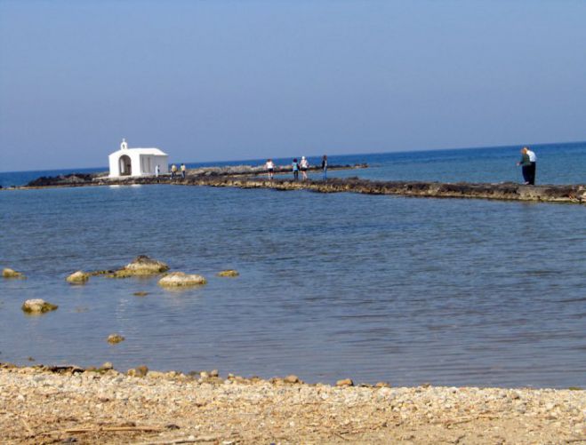 Καθάρισαν παραλίες του Αποκόρωνα