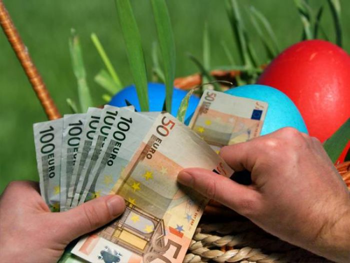 Δώρο Πάσχα: Τι ισχύει για το χρόνο καταβολής σύμφωνα με την ΠΝΠ