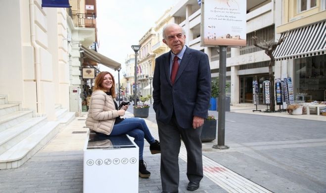 Ή&rho;&theta;&alpha;&nu; &tau;&alpha; &laquo;έ&xi;&upsilon;&pi;&nu;&alpha;&raquo; &eta;&lambda;&iota;&alpha;&kappa;ά &pi;&alpha;&gamma;&kappa;ά&kappa;&iota;&alpha; &sigma;&tau;&omicron;&nu; &Delta;ή&mu;&omicron; &Eta;&rho;&alpha;&kappa;&lambda;&epsilon;ί&omicron;&upsilon;