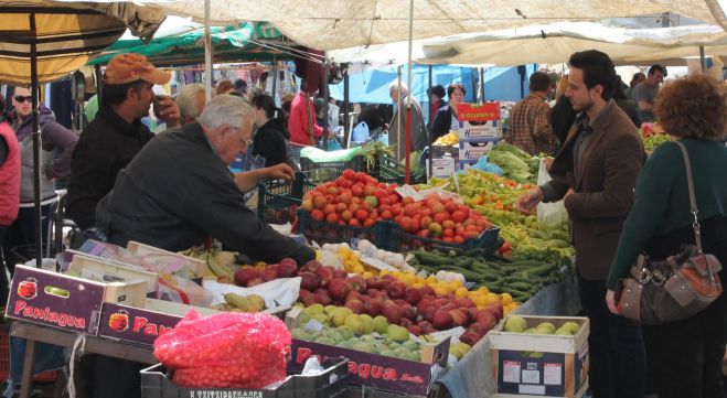 Σύσκεψη για την καλύτερη λειτουργία και τον έλεγχο στις λαϊκές αγορές