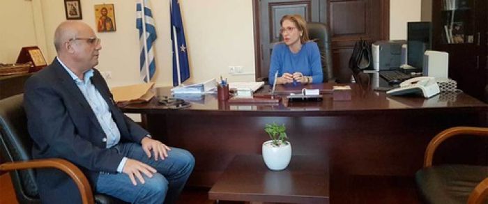 Συνάντηση του Δημάρχου Χανίων με τη Συντονίστρια της Αποκεντρωμένης Διοίκησης Κρήτης