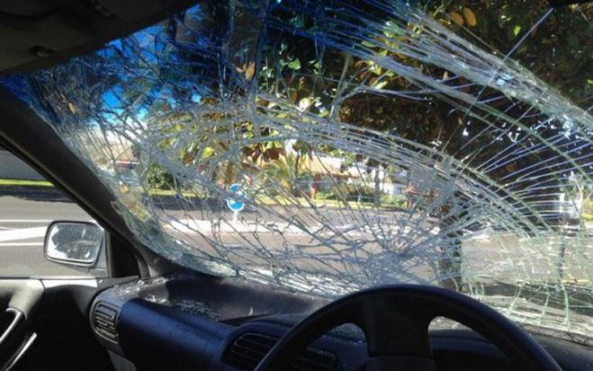 Τροχαίο με εγκλωβισμένο οδηγό στην Αγυια Χανιων