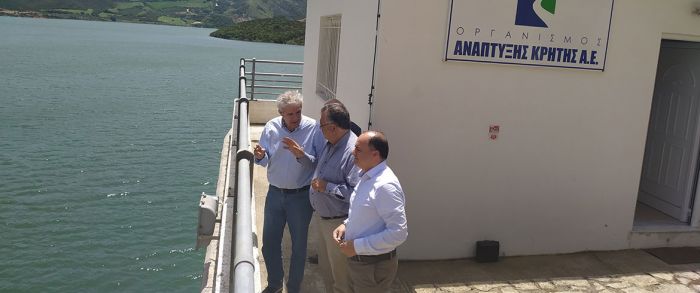 Επιτόπια αυτοψία Παπαδογιάννη στο Φράγμα Αμαρίου και σύσκεψη για τα έργα του Ο.Α.Κ. στην Π.Ε. Ρεθύμνου