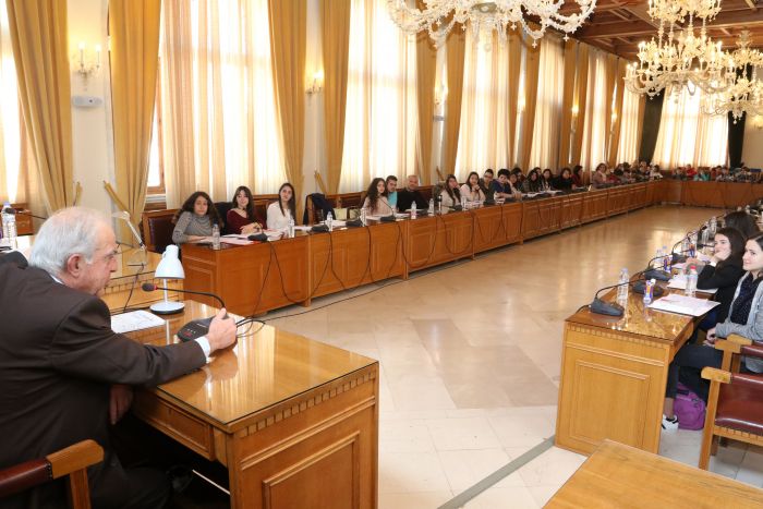Συνεδριάζει την Δευτέρα το Δημοτικό Συμβούλιο Ηρακλείου