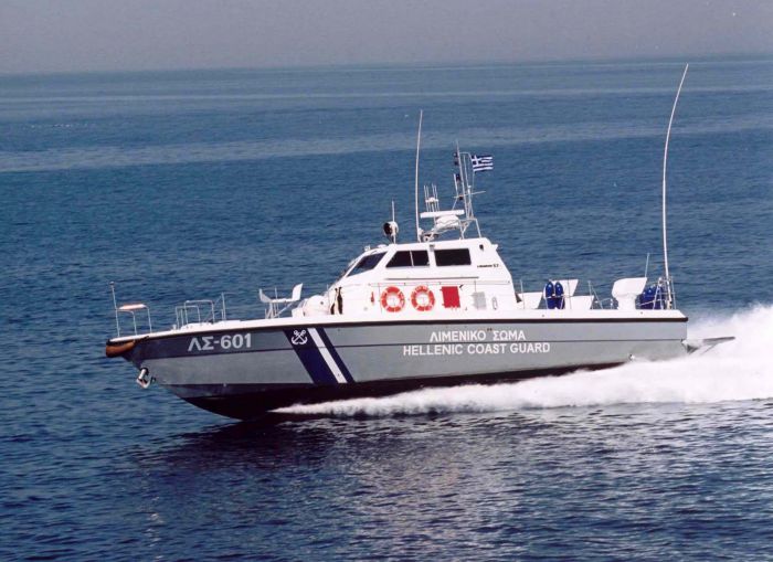 Στη φυλακή οι 4 Σύριοι που επέβαιναν σε ύποπτο σκάφος ανοιχτά της Κρήτης